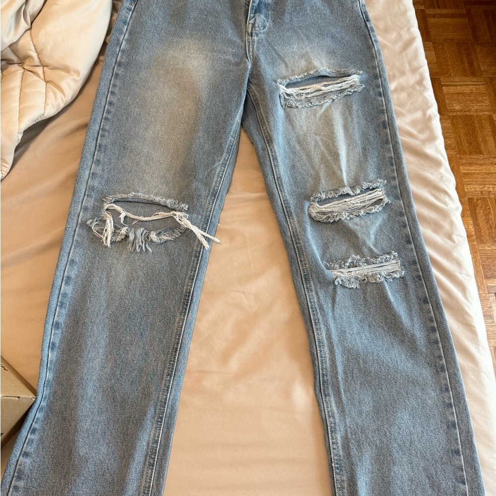 PrettyLittleThing Light Blue Denim Jeans